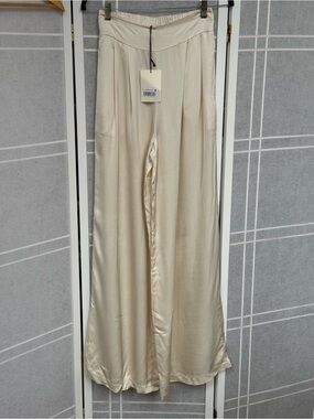 BNWT JAKI pleated elastic waist satin trousers